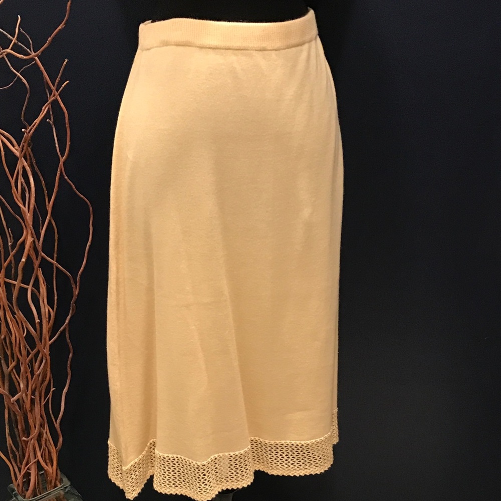 Knit skirt
